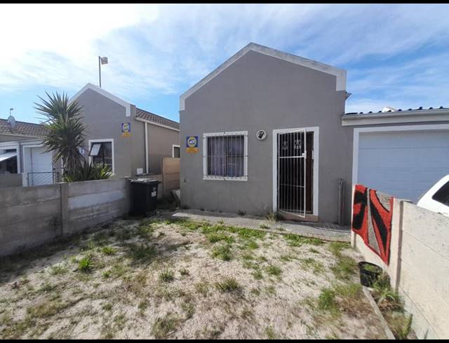 3 BEDROOM HOUSE FOR SALE IN WELTEVREDEN VALLEY